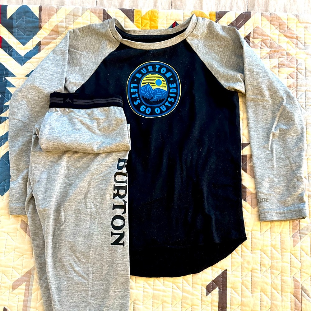 Burton base layer set. Size 5.